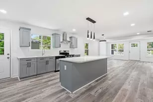 2624 Peyton Rd NW, Atlanta, GA 30318 - Photo 2