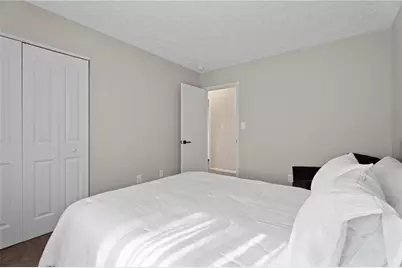 313 Country Club Drive, Jonesboro, GA 30238 - Photo 8