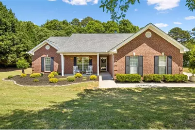 621 Teal Drive, Winder, GA 30680 - Photo 2
