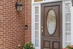 565 Kings County Ct, Milton, GA 30004 - Photo 2