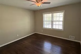 10160 N Coleman Rd, Roswell, GA 30075 - Photo 20