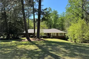 10160 N Coleman Rd, Roswell, GA 30075 - Photo 2