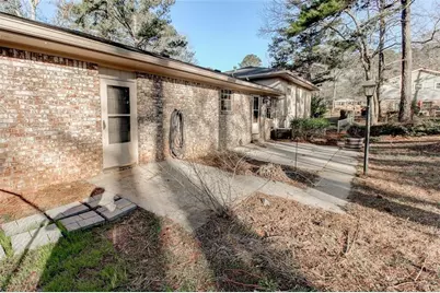 123 Creek Circle, Stockbridge, GA 30281 - Photo 32