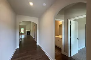 1056 Lakeview Oaks Ct, Grayson, GA 30017 - Photo 4
