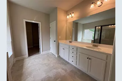 1036 Lakeview Oaks Court, Grayson, GA 30017 - Photo 16