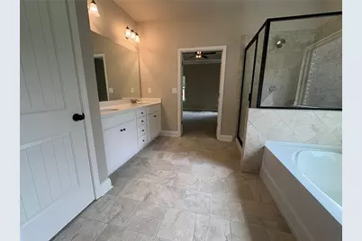 1036 Lakeview Oaks Court, Grayson, GA 30017 - Photo 18