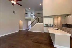 1056 Lakeview Oaks Ct, Grayson, GA 30017 - Photo 10