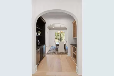 1074 Moores Mill Road, Atlanta, GA 30327 - Photo 8
