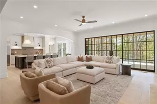 1074 Moores Mill Rd, Atlanta, GA 30327 - Photo 14