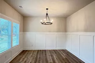 274 Fox Crk Dr, Braselton, GA 30517 - Photo 2