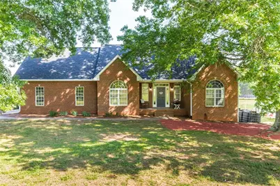 75 W Ridgeway Road, Maysville, GA 30558 - Photo 2