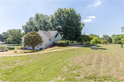 75 W Ridgeway Road, Maysville, GA 30558 - Photo 10