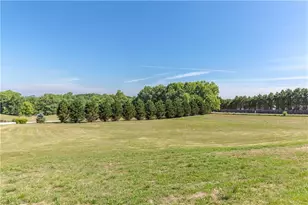 75 W Ridgeway Rd, Maysville, GA 30558 - Photo 6