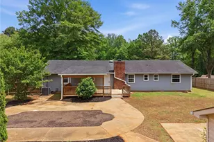 2396 Wales Dr, Austell, GA 30106 - Photo 2