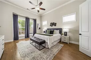 1053 Harvest Park Ln, Suwanee, GA 30024 - Photo 16