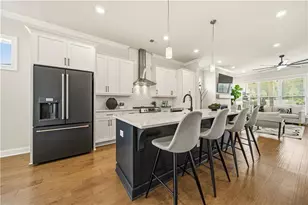 1053 Harvest Park Ln, Suwanee, GA 30024 - Photo 8