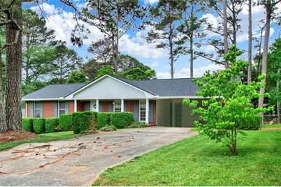 5597 Bob White Circle NW, Lilburn, GA 30047 - Photo 36