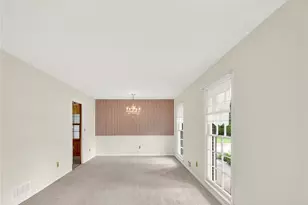 5597 Bob White Cir NW, Lilburn, GA 30047 - Photo 6