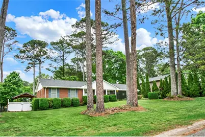 5597 Bob White Circle NW, Lilburn, GA 30047 - Photo 38
