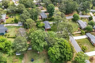 5597 Bob White Cir NW, Lilburn, GA 30047 - Photo 48