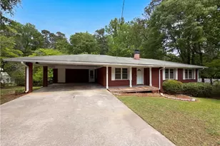 3722 Lindley Cir, Powder Springs, GA 30127 - Photo 2