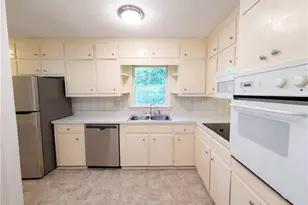 3722 Lindley Cir, Powder Springs, GA 30127 - Photo 8