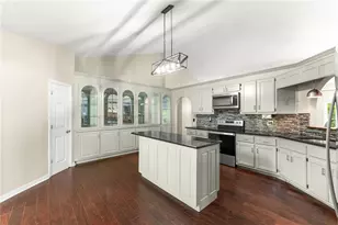 7095 Cogburn Rd, Cumming, GA 30028 - Photo 12