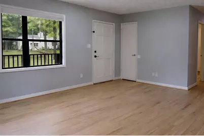 107 Village Way, Lawrenceville, GA 30046 - Photo 4