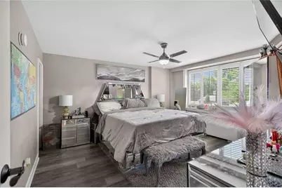 2479 Peachtree Road NE #214, Atlanta, GA 30305 - Photo 16