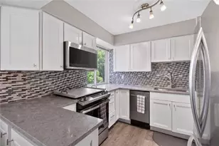 2479 Peachtree Rd NE, Atlanta, GA 30305 - Photo 20