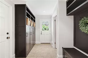 94 River Park Dr, Atlanta, GA 30328 - Photo 8