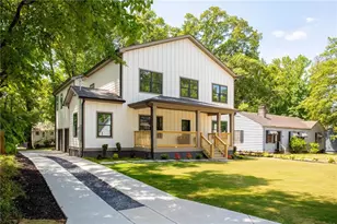 1432 SW Bluefield Dr, Atlanta, GA 30310 - Photo 2
