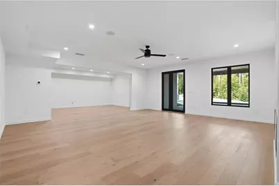 3293 Lenox Place NE, Atlanta, GA 30324 - Photo 32