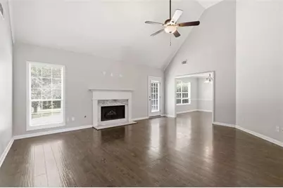 2820 Meadow Gate Way, Loganville, GA 30052 - Photo 10