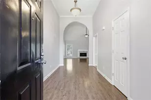 2820 Meadow Gate Way, Loganville, GA 30052 - Photo 8