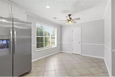 2820 Meadow Gate Way, Loganville, GA 30052 - Photo 16