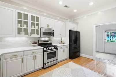 8420 Parker Place, Roswell, GA 30076 - Photo 8