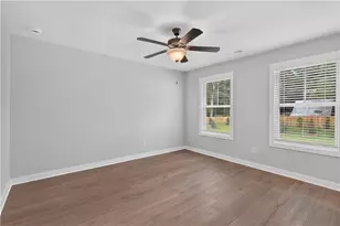210 Maddux St, Fayetteville, GA 30214 - Photo 8