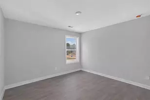 210 Maddux St, Fayetteville, GA 30214 - Photo 10