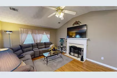 100 Hawthorn Drive, Carrollton, GA 30116 - Photo 6