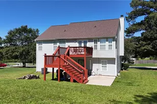 100 Hawthorn Dr, Carrollton, GA 30116 - Photo 4