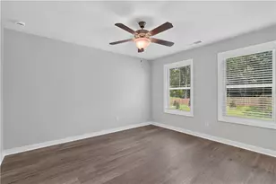 220 Maddux St, Fayetteville, GA 30214 - Photo 8