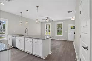 205 Maddux St, Fayetteville, GA 30214 - Photo 6