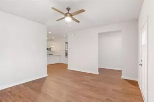 320 Dempsey Dr, Fayetteville, GA 30214 - Photo 8