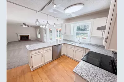 1197 Parkwood NW, Acworth, GA 30102 - Photo 2