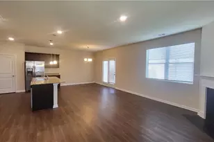 203 Ivey Hollow Cir, Dawsonville, GA 30534 - Photo 4
