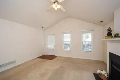 4930 Carson Glen Lane, Acworth, GA 30101 - Photo 6