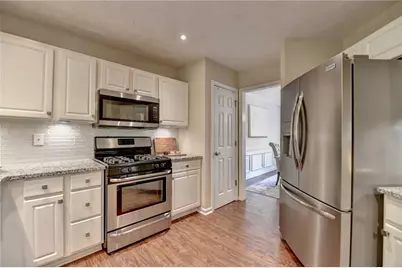 5278 Underhill Lane, Sugar Hill, GA 30518 - Photo 18