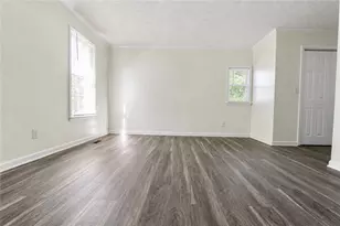 818 Springlake Rd, Lawrenceville, GA 30045 - Photo 24