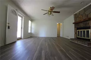 818 Springlake Rd, Lawrenceville, GA 30045 - Photo 2